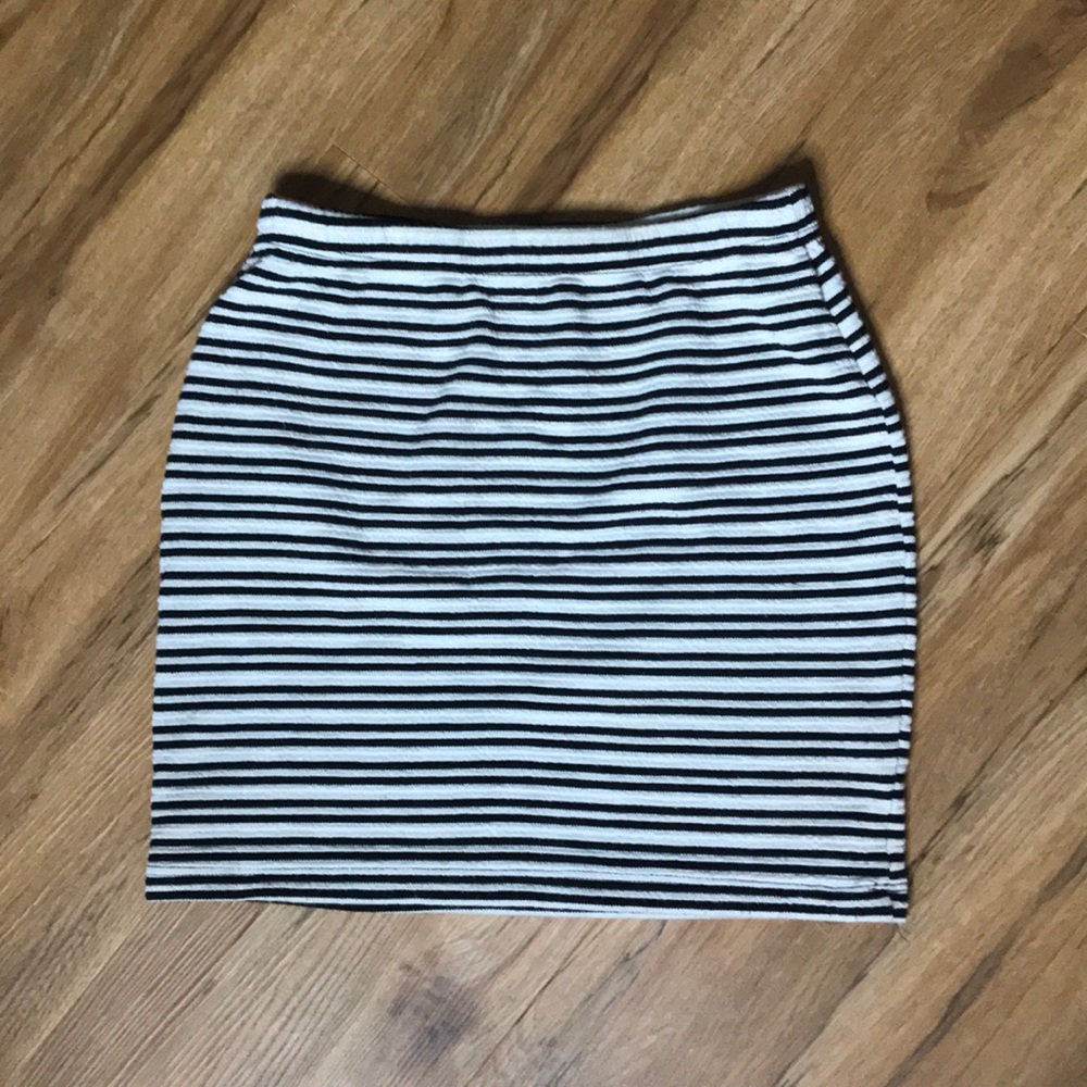 Striped Pencil Skirt
